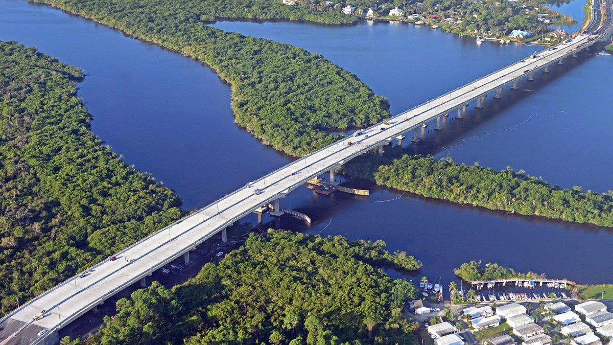 Puente conmemorativo de los veteranos